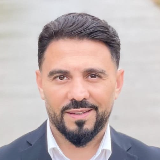 Saïd interpreter: Arabo Olandese Arabo Saudita Arabo algerino olandese Arabo egiziano Arabo iracheno Arabo libico Arabo marocchino Arabo omanita Arabo palestinese-giordano Arabo siriaco-lisano Arabo sudanese Arabo tunisino Arabo yemenita Stati del Golfo Arabo Tarifit Riffin berbero